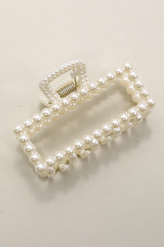 PEARL HAIR CLAW CLIPS