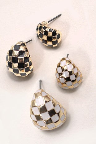 CHECKER HALF MOON HOOP EARRINGS